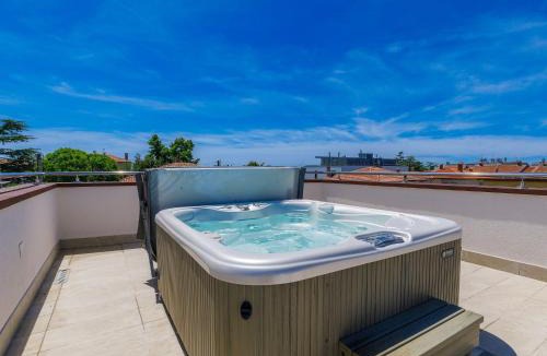Umag Apartment | Apartment Villa Alpa-4 by Interhome