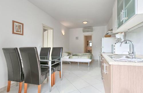 Umag Apartment | Apartment Villa Alpa-4 by Interhome