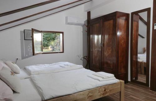 Durdevac Apartment | Apartment Wine Tale