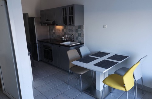 Municipality of Murter Apartment | Apartment with 2 bedrooms, terrace with sea view, right on the beach
