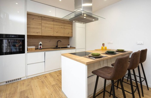 Kamen Apartment | Apartment with pool Jeniffer by Villas Guide