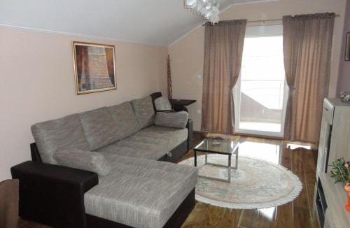 Kulen Vakuf Apartment | Apartments A&D