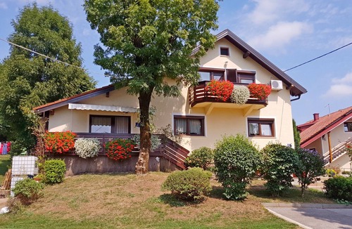 Seliste Dreznicko Apartment | Apartments and rooms Dragica, (16216), Selište Drežnicko, hr