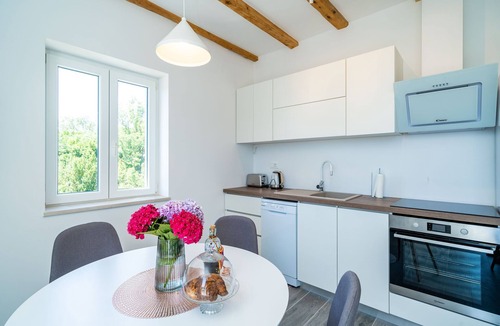 Cilipi Apartment | Apartments Amalija - Two Bedroom Apartment with Balcony and Sea View