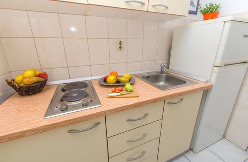 Vrboska Apartment | Apartments and Rooms Anita