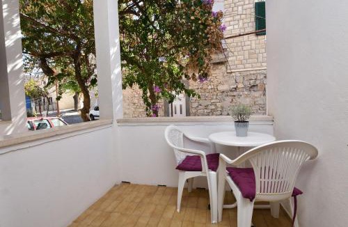 Primosten Apartment | Apartments and Rooms Jakov