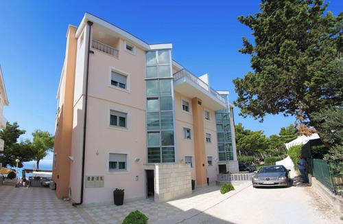 Ratac Apartment | Apartments and Rooms Residence Simic (115691-A2) - Makarska