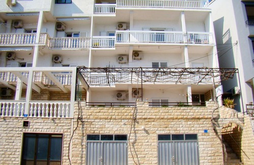 Dugi Rat Apartment | Apartments Anka 20m from the beach (31461-A3) - Duce