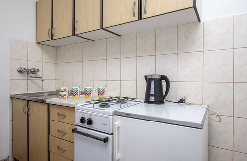 Dugi Rat Apartment | Apartments Anka (31461-A2) - Duce
