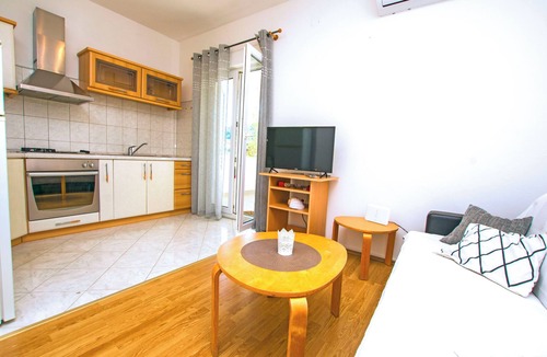 Mrljane Apartment | Apartments Aurora (74831-A1) - Mrljane