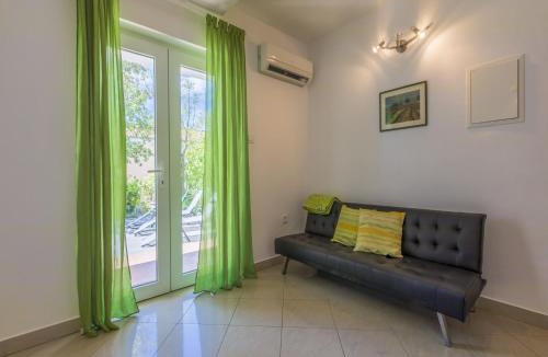 Jadranovo Apartment | Apartments BARBARA 3