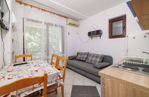 Ribarica Apartment | Apartments Bono (95351-A2) - Karlobag