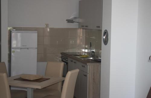 Drvenik Apartment | Apartments Bota