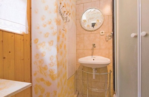 Sutomiscica Apartment | Apartments Branimir, (12565), Sutomišćica, Croatia