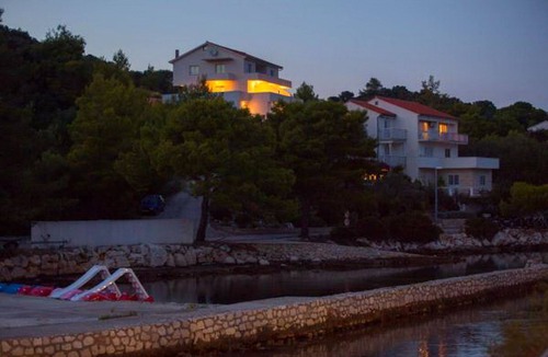 Pasadur Apartment | Apartments Bruna Lastovo-Superior One Bedroom Apartment with Balcony and Sea View-Zeleni