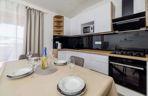 Lopar Apartment | Apartments By the sea in Lopar