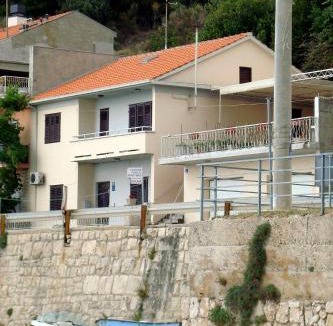 Dugi Rat Apartment | Apartments by the sea Mali Rat (Omis) - 2811