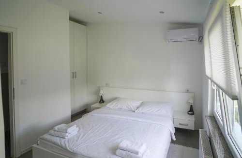 Velika Gorica Hostel | Apartments Choice