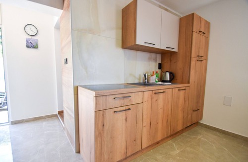 Banjol Apartment | Apartments Damir, (14322), Banjol, hr
