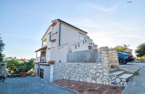Banjol Apartment | Apartments Damir, (14322), Banjol, hr