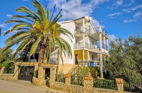 Zdrelac Apartment | Apartments Danica, (12801), Ždrelac, hr