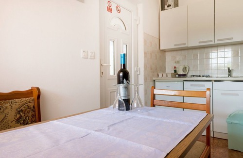 Pula Apartment | Apartments Danka, (16244), Pula, hr