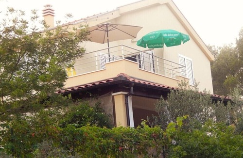 Cove Osibova (Milna) Apartment | Apartments Deni, (15600), Osibova, hr