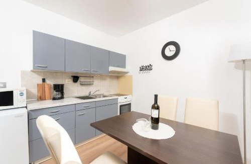 Fuskulin House | Apartments Dobrec