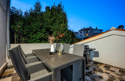 Pjescana Uvala Apartment | Apartments Donatella -Apt 1- 10m from the beach