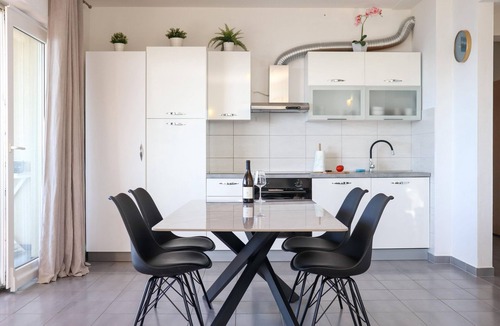 Zavala Apartment | Apartments Ena