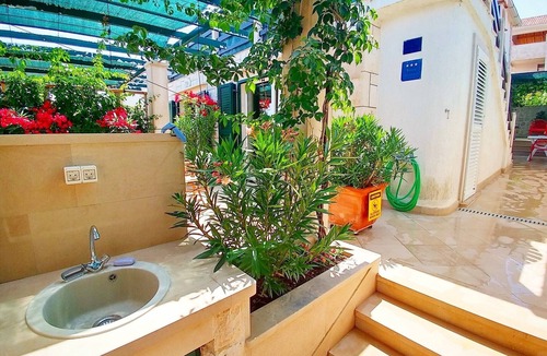 Povlja Apartment | Apartments Ennio, (9950), Povlja, hr