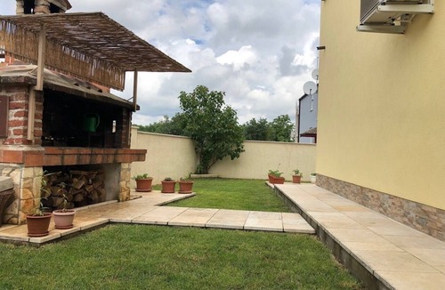 Porec Apartment | Apartments Flora offers accommodation in Poreč