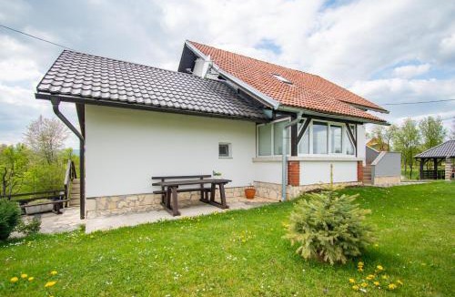 Lipovaca Dreznicka Apartment | Apartments for families with children Lipovaca, Plitvice - 19450