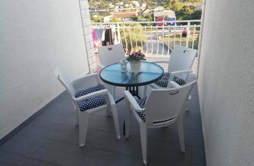 Grebastica Apartment | Apartments Hanna