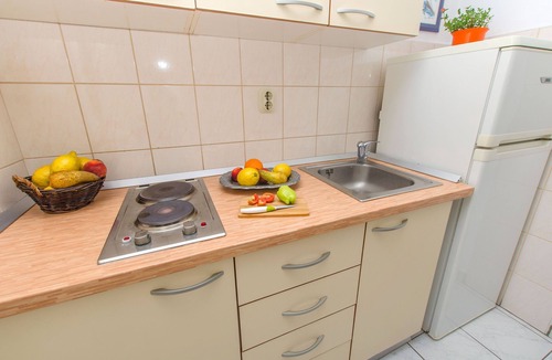 Vrboska Apartment | Apartments and Rooms Anita (33431-A2) - Vrboska - island Hvar