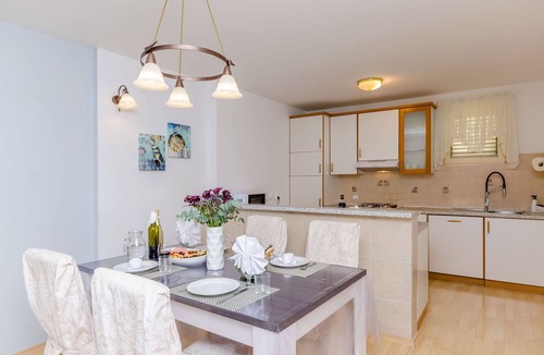 Vrboska Apartment | Apartments Vila Jelka (49712-A1) - Vrboska - island Hvar