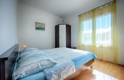 Zaklopatica Apartment | Apartments Hropić