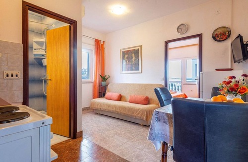 Kozino Apartment | Apartments Ivan, (1712), Kožino, hr