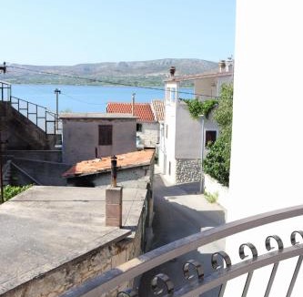 Jadrtovac Apartment | Apartments Ivana