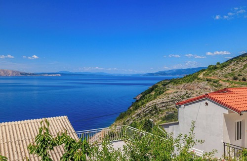 Vratarusa Apartment | Apartments Jasna (64261-A1) - Senj