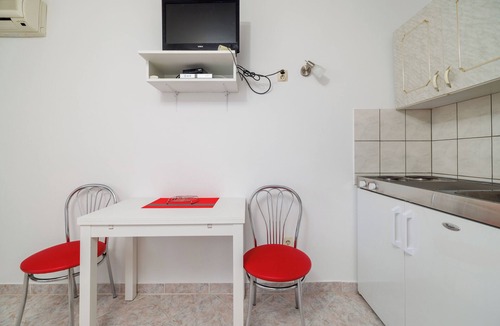 Vratarusa Apartment | Apartments Jasna (64261-A2) - Senj