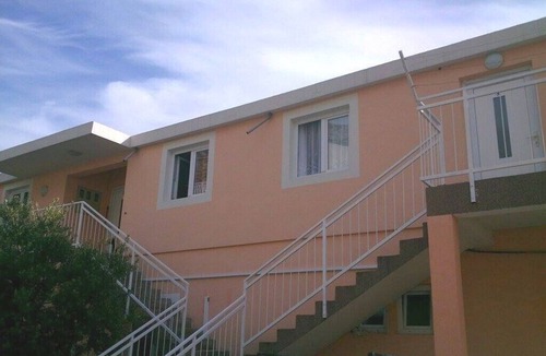 Ratac Apartment | Apartments Jela, (13828), Makarska, hr