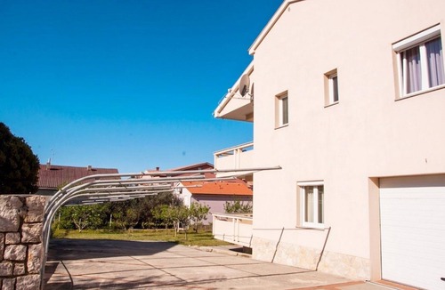 Novalja Apartment | Apartments Karolina, (16292), Novalja, hr