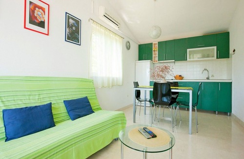Stomorska Apartment | Apartments Kazimir, (10551), Stomorska, hr