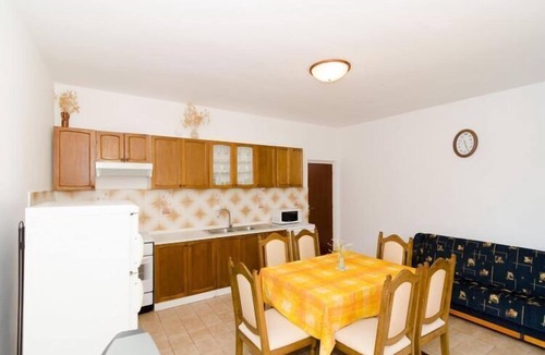 Brna Apartment | Apartments Kuzma - Four-Bedroom Apartment with Terrace and Sea View