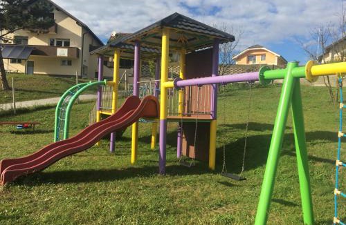 Podcetrtek Apartment | Apartments Laura FARM STAY