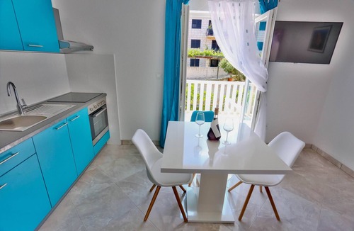 Sutivan Apartment | Apartments Lenka