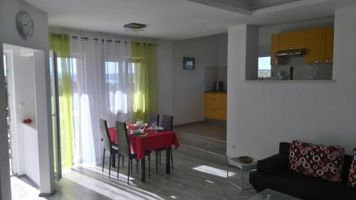 Posedarje Apartment | Apartments Lipić
