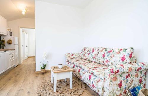 Lozica Apartment | Apartments Lovro - One bedroom apartment with Balcony and Sea View 3