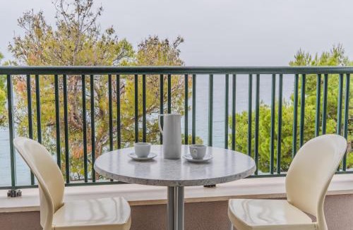 Ratac Apartment | Apartments Lucija Makarska-first row to the sea